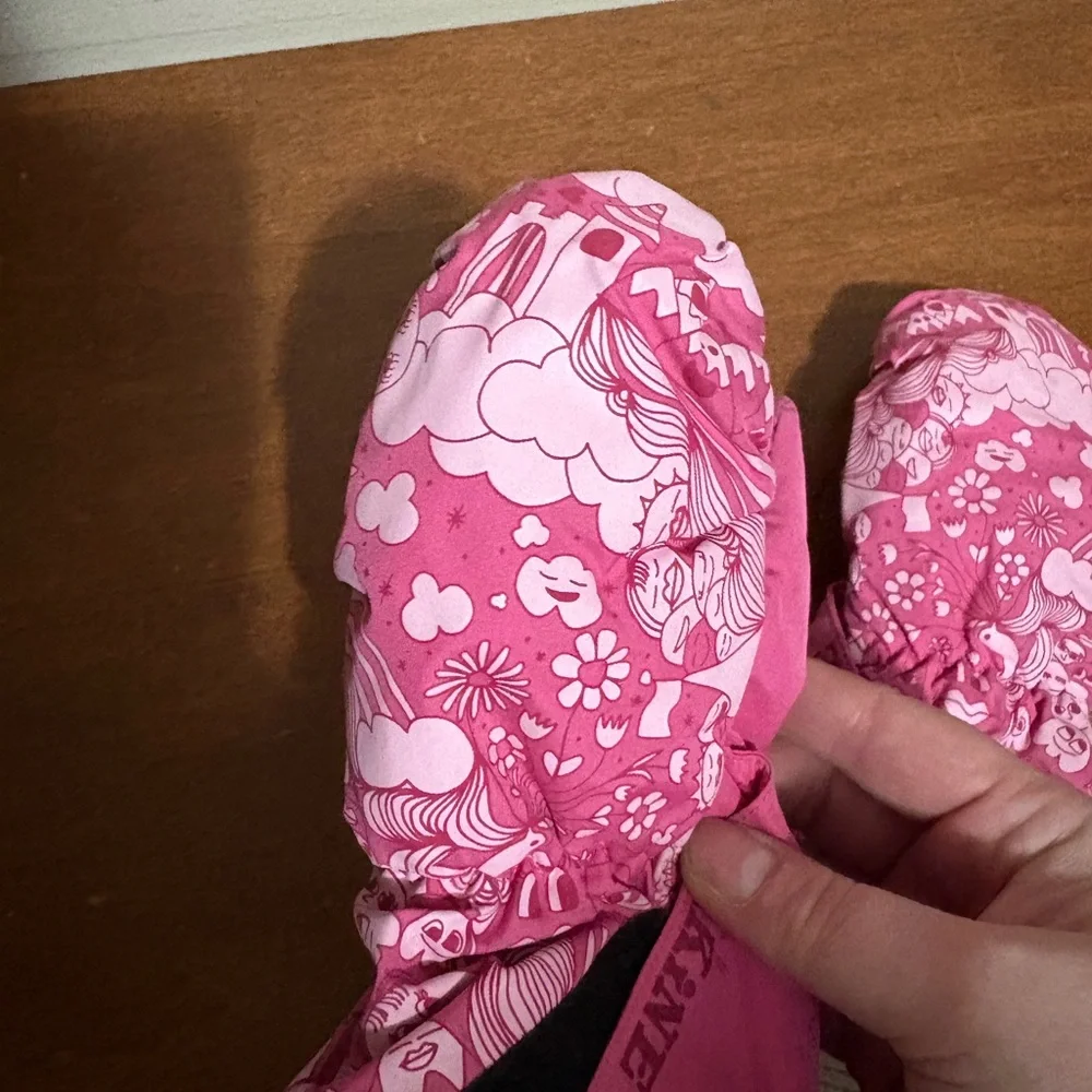 Dakine Kids' Pink Patterned Mittens